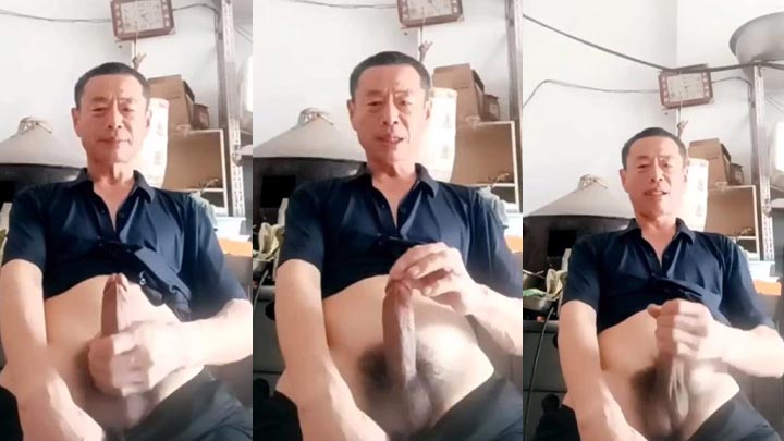 山东爷们型大叔门头房里秀巨根